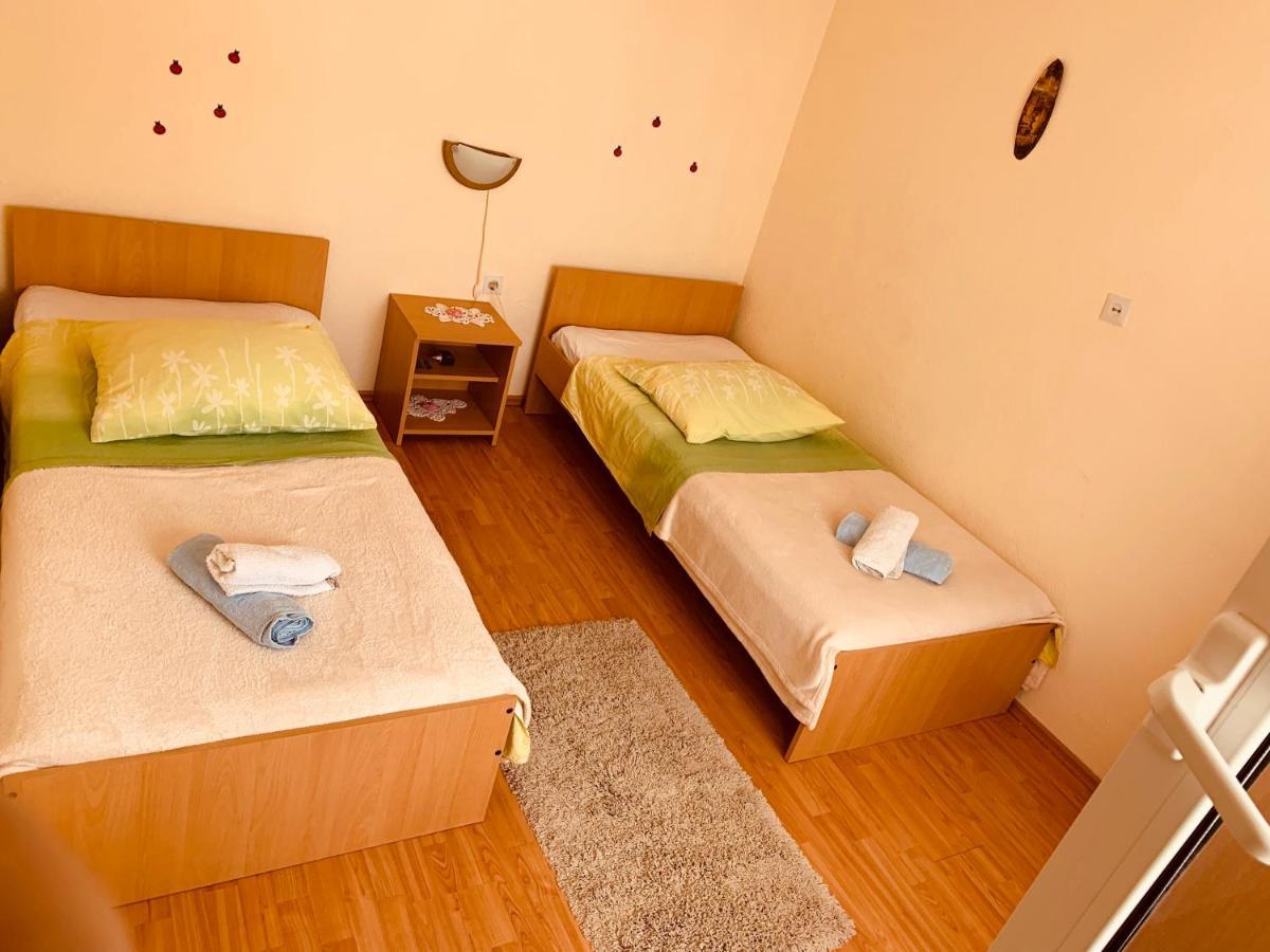 Apartments Marko 特罗吉尔 外观 照片